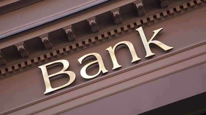 Bank rəhbərləri Palataya çağrıldı