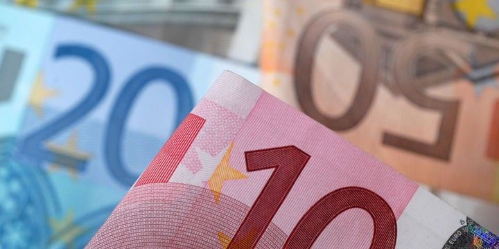 Avro, 1.20 dollar səviyyəsinə daha da yaxınlaşdı