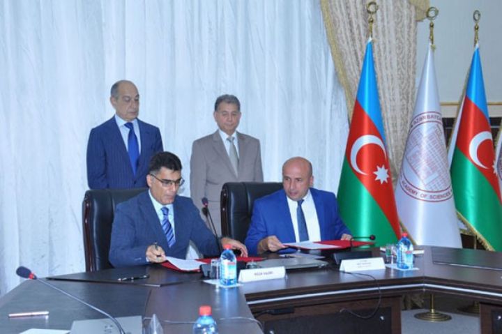 Yüksək Texnologiyalar Parkı və “EPC Group” müqavilə imzaladı