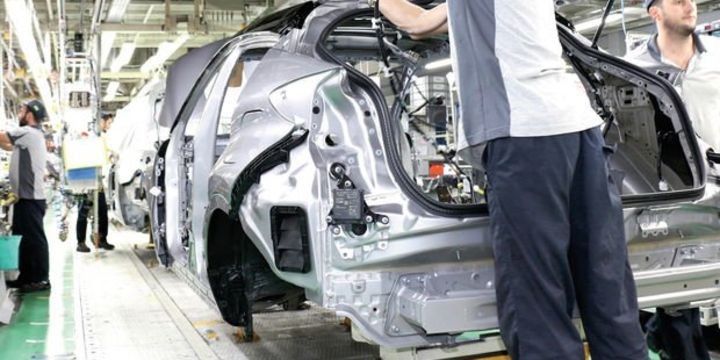 Türkiyənin avtomobil istehsalı və ixracı rekord yeniləyib