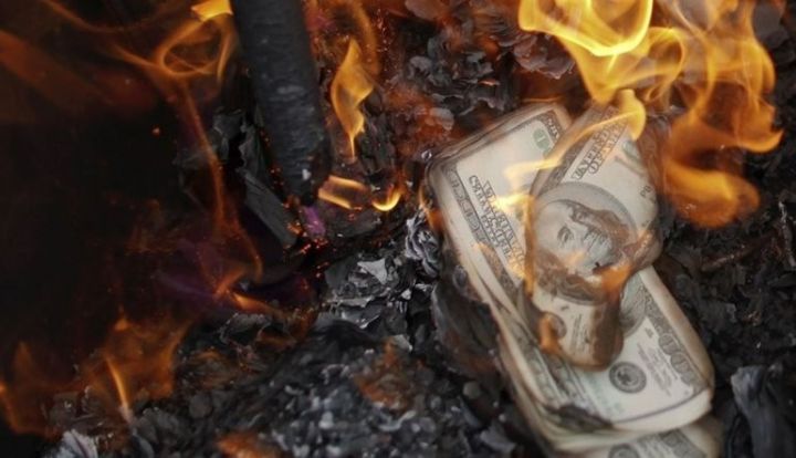 Ödəmə vaxtı keçmiş kreditlər durmadan artır