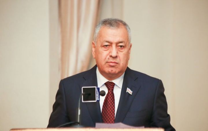 "Bank rəhbərləri ilə görüşlər keçirmək lazımdır"