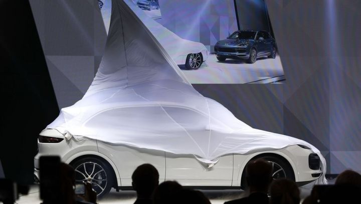 Böyük şou başladı