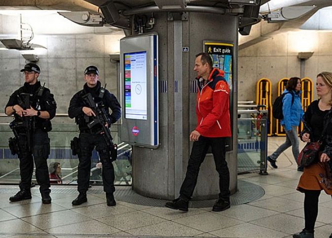 London metrosunda partlayış