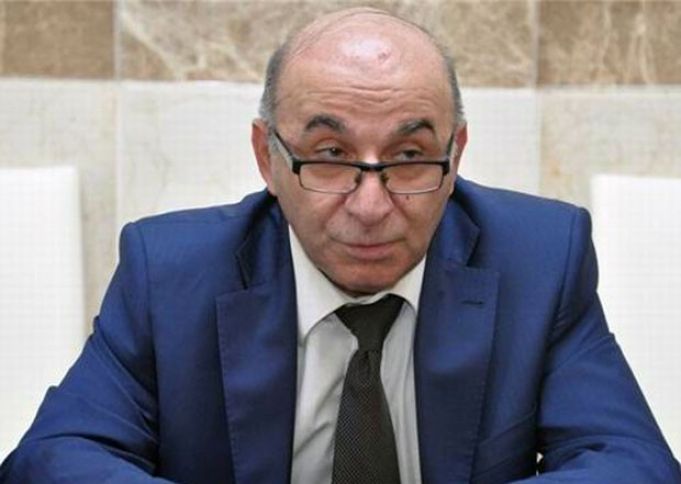 Vəkillər Kollegiyasının sədri vəzifəsindən azad olunub