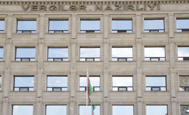 Bakıda mağazada gizli yerlər müəyyən edildi və 3 şəxs saxlanıldı - VERGİLƏRDƏN AÇIQLAMA