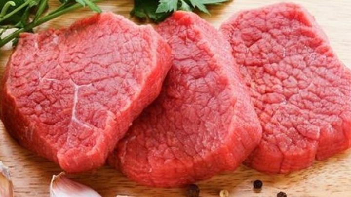 Azərbaycan ət idxalını 16% artırıb