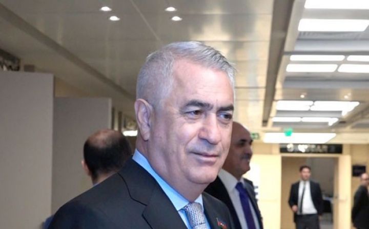 "Bakı-Gəncə sürət qatarında bəzi yerlər bahadır, belə də olmalıdır"