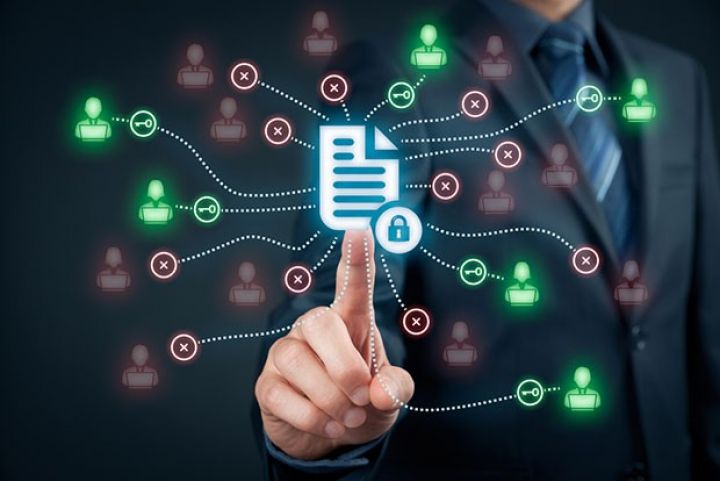 Elektron sənəd dövriyyəsi üzrə mütəxəssis/məsləhətçi tələb olunur