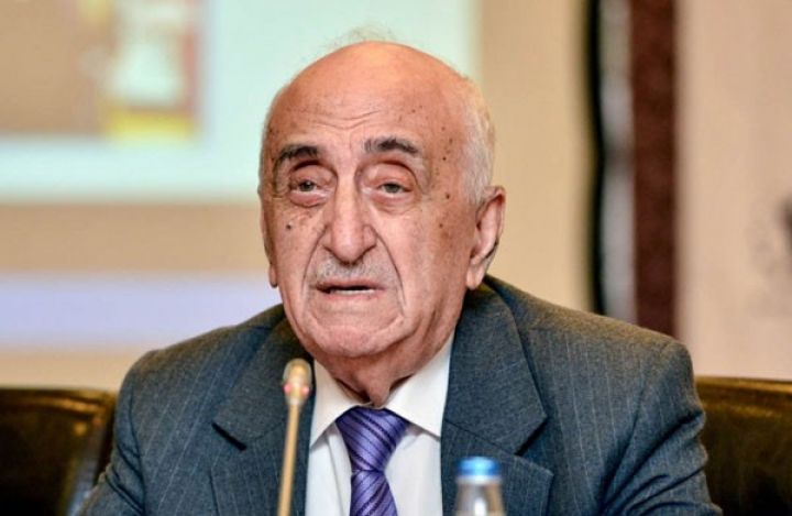 "445 milyon ton neft ixrac etmişik"