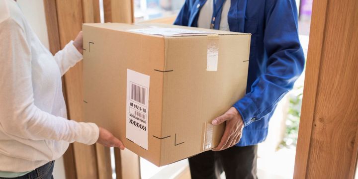 Müştərilər yüklərini ala bilmirlər - GÖMRÜK CAVAB VERMİR