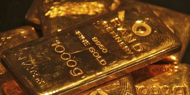 Qızılın qiyməti Dolların bahalaşması ilə ilin ən aşağı səviyyəsinə enib