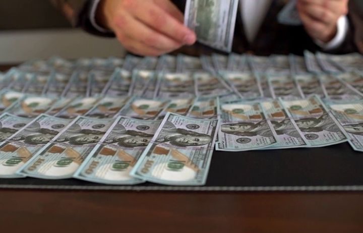 Valyuta hərracı başa çatdı - MƏZƏNNƏ