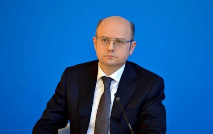 Azərbaycanın nazirindən neft açıqlaması