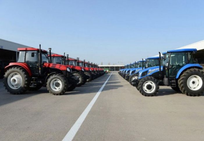"Vətəndaş taksi sifarişi verirsə, niyə fermer traktor və kombayn sifariş verə bilməsin?”
