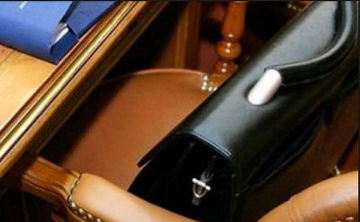 Naxçıvan Gömrük Komitəsinin sədri işdən çıxarılıb