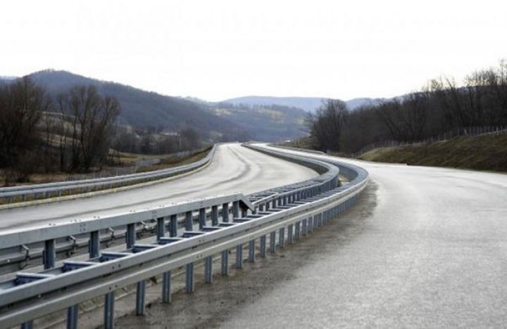 Hirkan-Daştatük-Biləsər yolu istifadəyə verildi