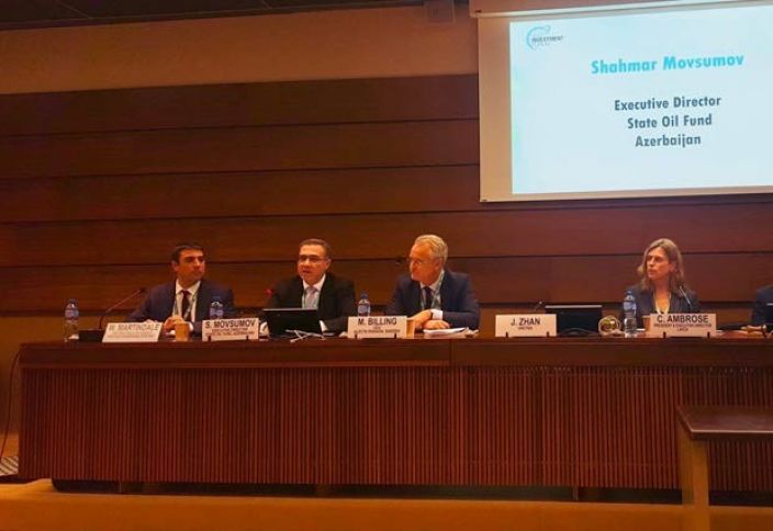 ARDNF-nin İcraçı direktoru Dünya İnvestisiya Forumunun sessiyasında iştirak edir