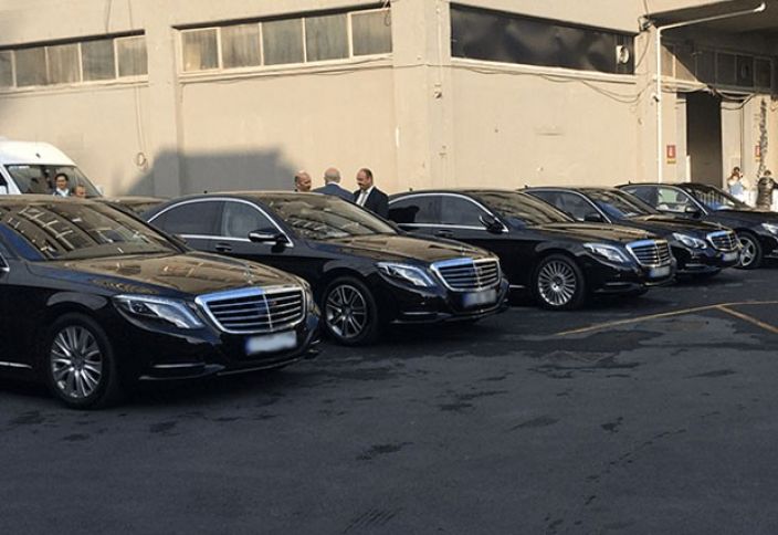 Dövlət Komitəsinin xidməti minik avtomobillərinin say həddi artırılıb