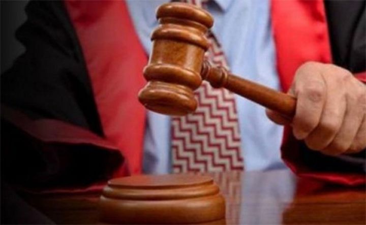 Tikinti şirkətinin rəhbəri məhkəmə zalından azadlığa buraxıldı