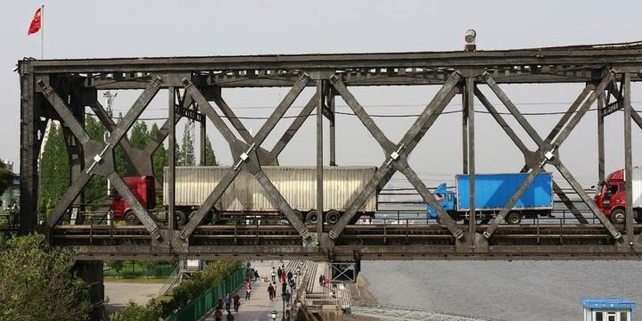 Çin Oktyabr ayında gömrük vergilərini aşağı salacaq