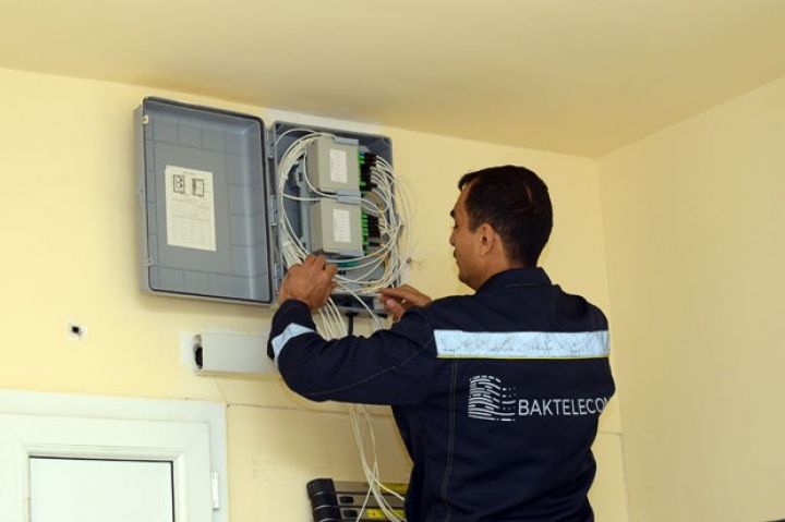 Kabellər yenilənir, mənzillər pulsuz internet avadanlıqları ilə təmin olunurlar