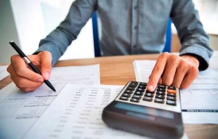 Vergilər Nazirliyinin misalına misalla cavab – “HANSI HALDA MƏN DAHA ÇOX VERGİ ÖDƏYİRƏM?!”