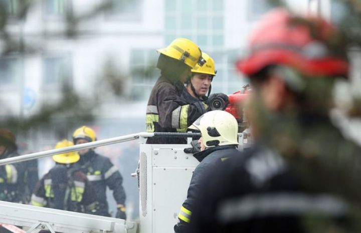 Bakıda "Bravo” mağazasında yanğın baş verdiyi bildirilir