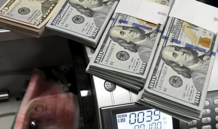 Dolların sabaha olan rəsmi məzənnəsi açıqlandı