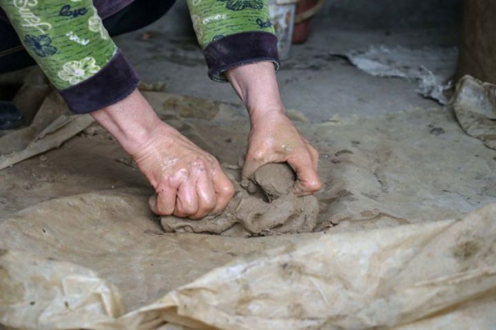 Çörəyi torpaqdan çıxan AccessBank-ın müştərisilə REPORTAJ