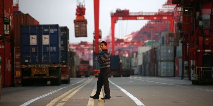 Çinin aylıq idxal və ixracında böyük azalma