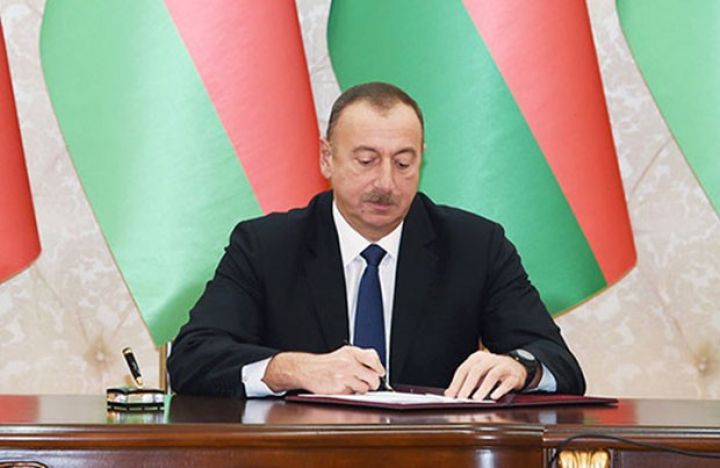 Prezident özünə yeni köməkçi təyin etdi