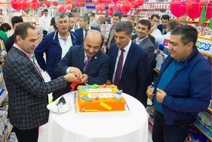 Xırdalanda 2-ci “Ofisait” mağazası açıldı