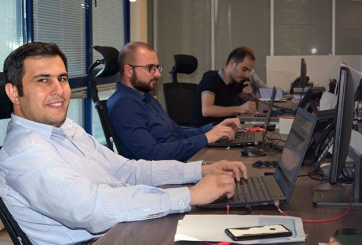 Azərbaycanın ən böyük özəl bankı işçilərinin sayını artırıb