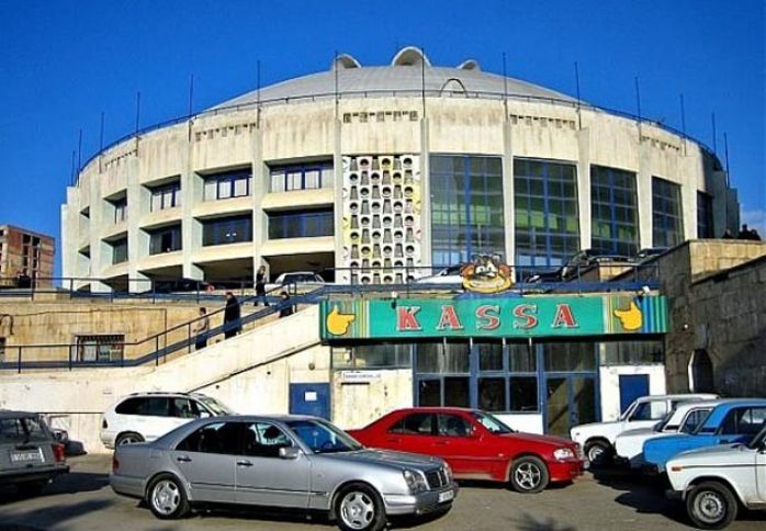 "Sirkin yeni binası Bakının mərkəzində tikiləcək"