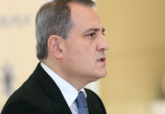 "Ödənişli təhsil alan tələbələrə müxtəlif dəstək mexanizmləri müzakirə edilir"