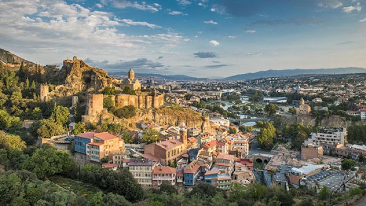 Gürcüstan əhalisi azalıb