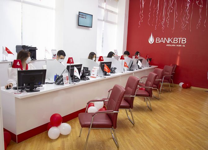 Bakıda yeni bank  filialı fəaliyyətə başladı