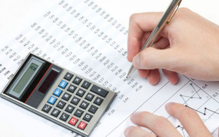 Agent “Azsığorta”dan 86 min manatını ala bilmədiyini iddia edir