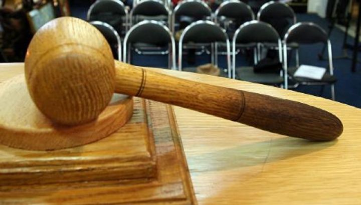 Dövlət kiçik dövlət müəssisələri və yarımçıq tikililəri hərraca çıxardı