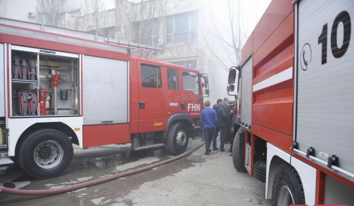 "Torqovı"da mağaza yanıb