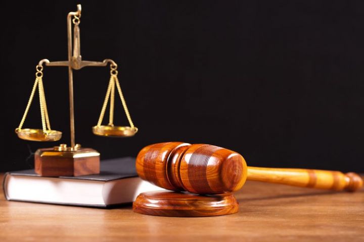 Şirkət direktoru cərimə qərarından şikayət verib