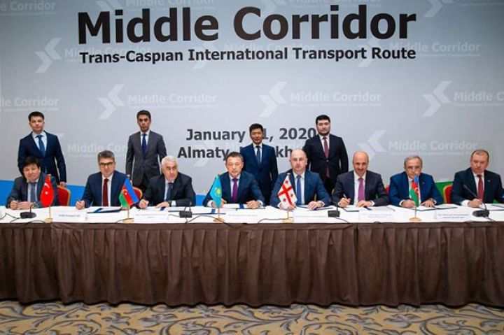 Konteyner daşımaları rekord dərəcədə artıb