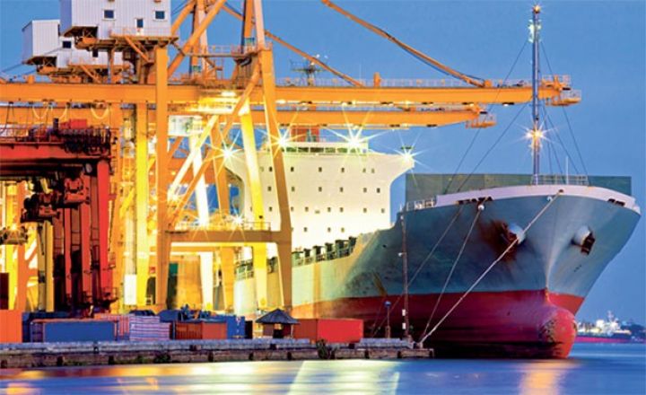 Azərbaycan İran gəmilərinin limanlara girişinə məhdudiyyət qoydu