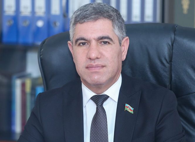 Azərbaycanın dövlət büdcəsidə neftin qiyməti dəyişdirilir