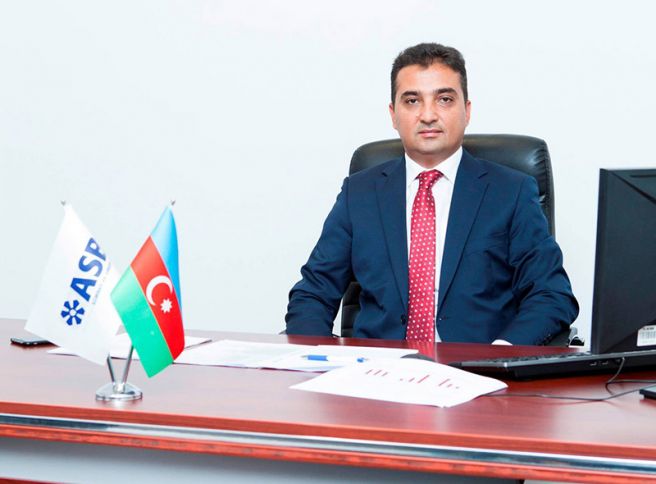 Azərbaycanda bank sədri koronavirusdan ölüb