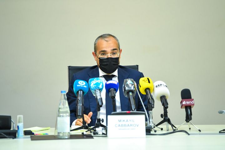 "Xarici investisiya fondlarının Azərbaycana marağı müşahidə olunur"