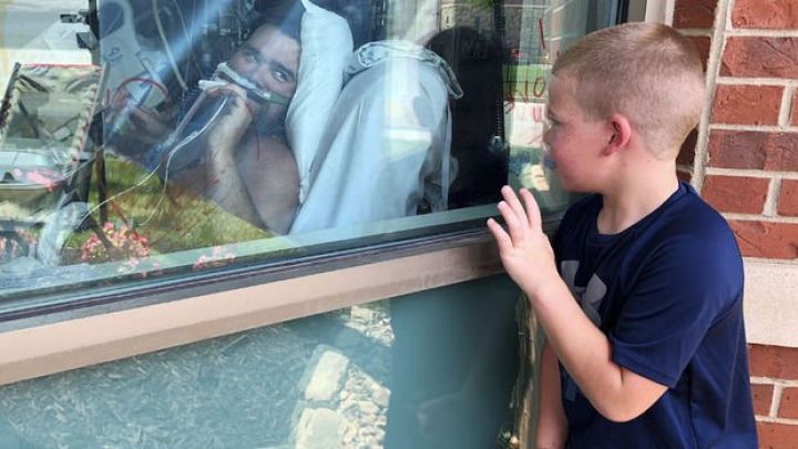 ABŞ-da koronavirusdan xəstəxanada yatanların sayı Fevraldan sonra ilk dəfə 50 mini aşdı