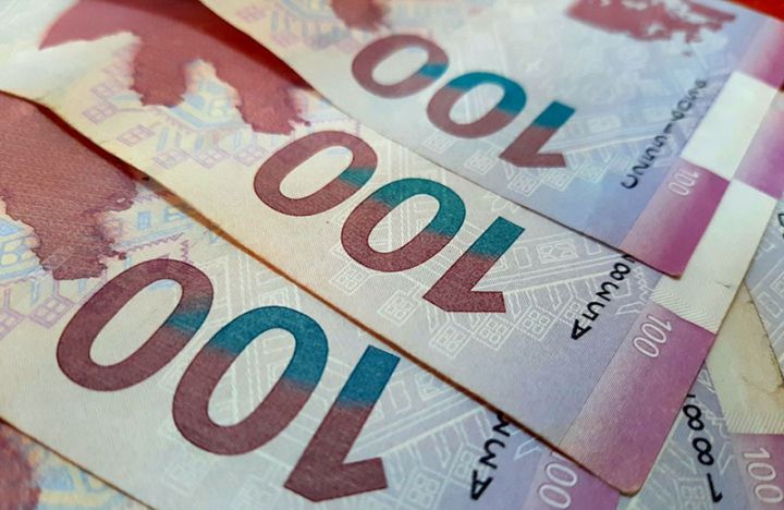 Dövlət büdcəsində 1,8 milyard manata yaxın artıqlıq yaranıb