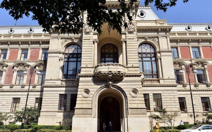 Özəl qurumlara "qarlı günlərdə təmizlik işlərində fəal olun" çağırışı